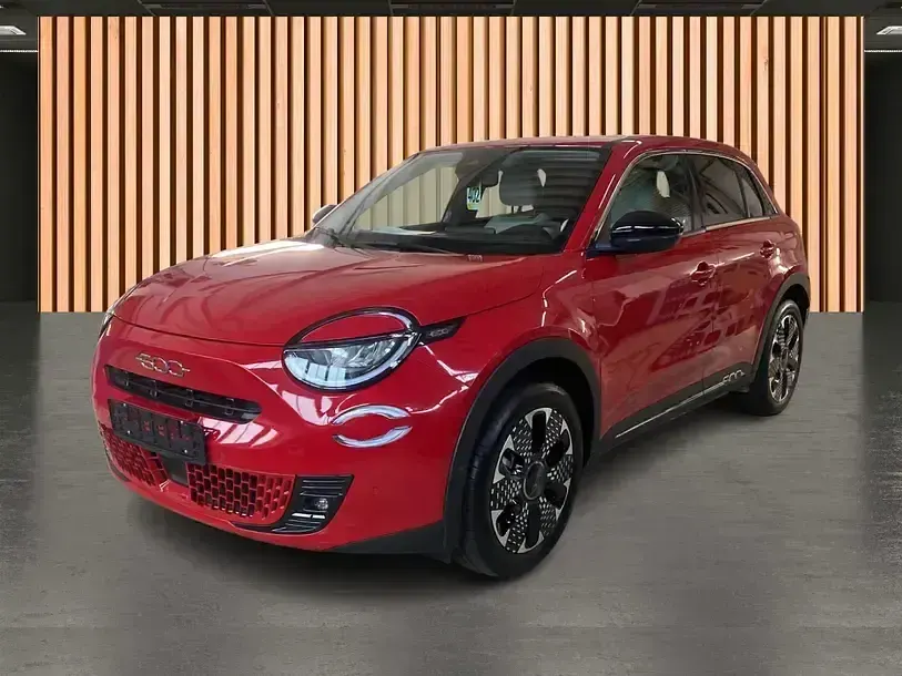 Gebraucht Fiat 600 La Prima 129 PS (94 kW) 2025 Rot rot (metallic) SUV
