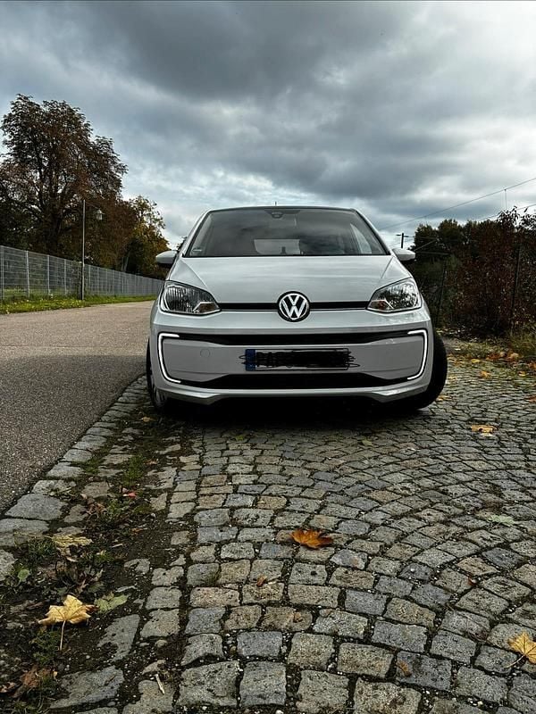 Gebraucht VW e-up! 60 kW (82 PS) 2017 Weiß Kleinwagen