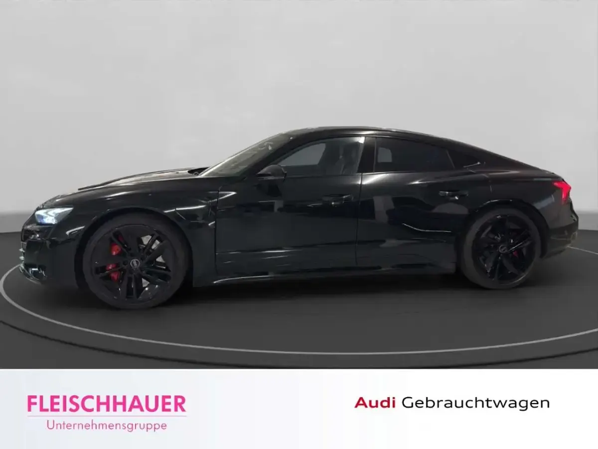 Gebraucht Audi e-tron 439 kW (598 PS) 2024 Mythosschwarz metallic SUV