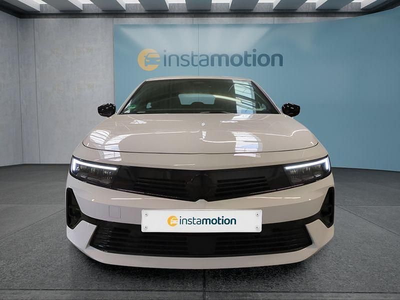 Gebraucht Opel Astra 131 PS (96 kW) 2024 Weiß Limousine