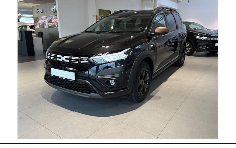 Schwarz Neu 2025 Dacia Jogger Extreme Kombi | 24.779 € (Etwas zu teuer) - Bild 1/4