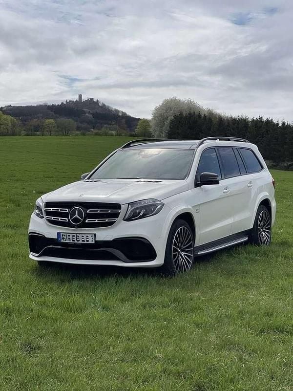 Weiß Gebraucht 2018 Mercedes GLS63 AMG AMG SUV | 72.500 € (Guter Preis) - Bild 1/4