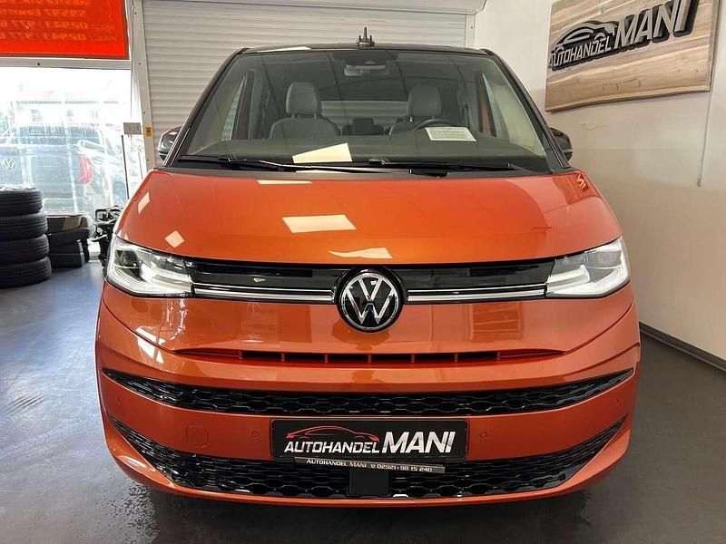 Gebraucht VW Multivan Edition 204 PS (150 kW) 2023 Energetic orange metallic Van