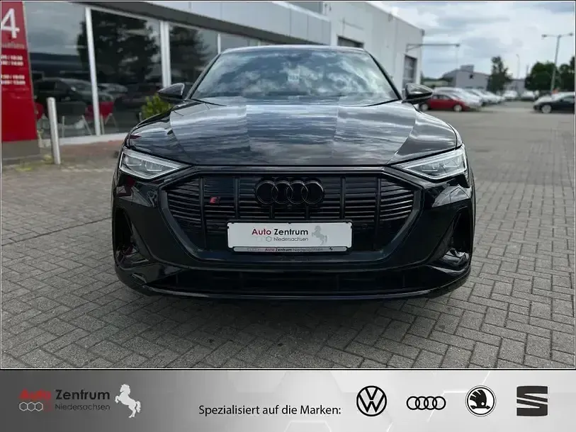Gebraucht Audi e-tron Sportback Ambiente 369 kW (503 PS) 2022 Schwarz SUV