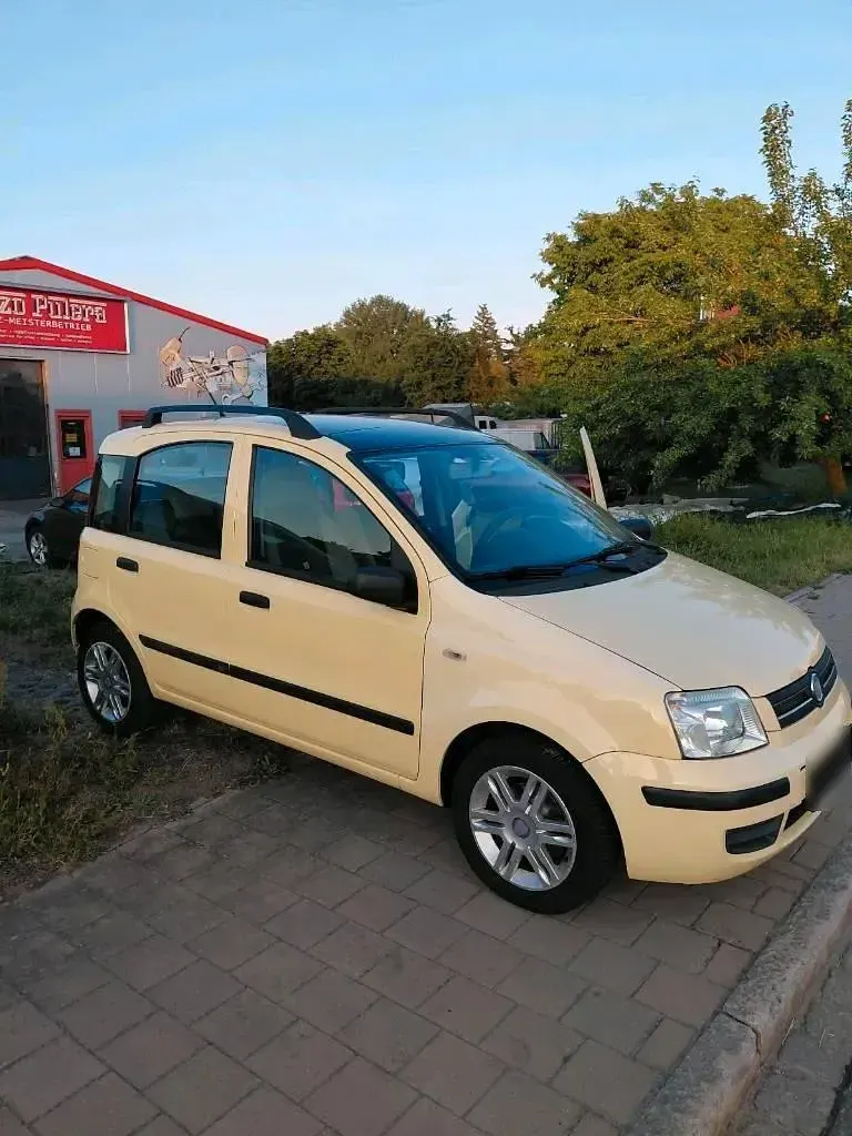 Gebraucht Fiat Panda 60 PS (44 kW) 2009 Gelb Kleinwagen
