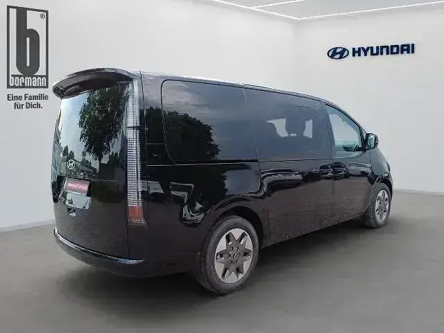 Neu Hyundai Staria Prime 224 PS (164 kW) 2026 Schwarz metallic Van / Kleinbus