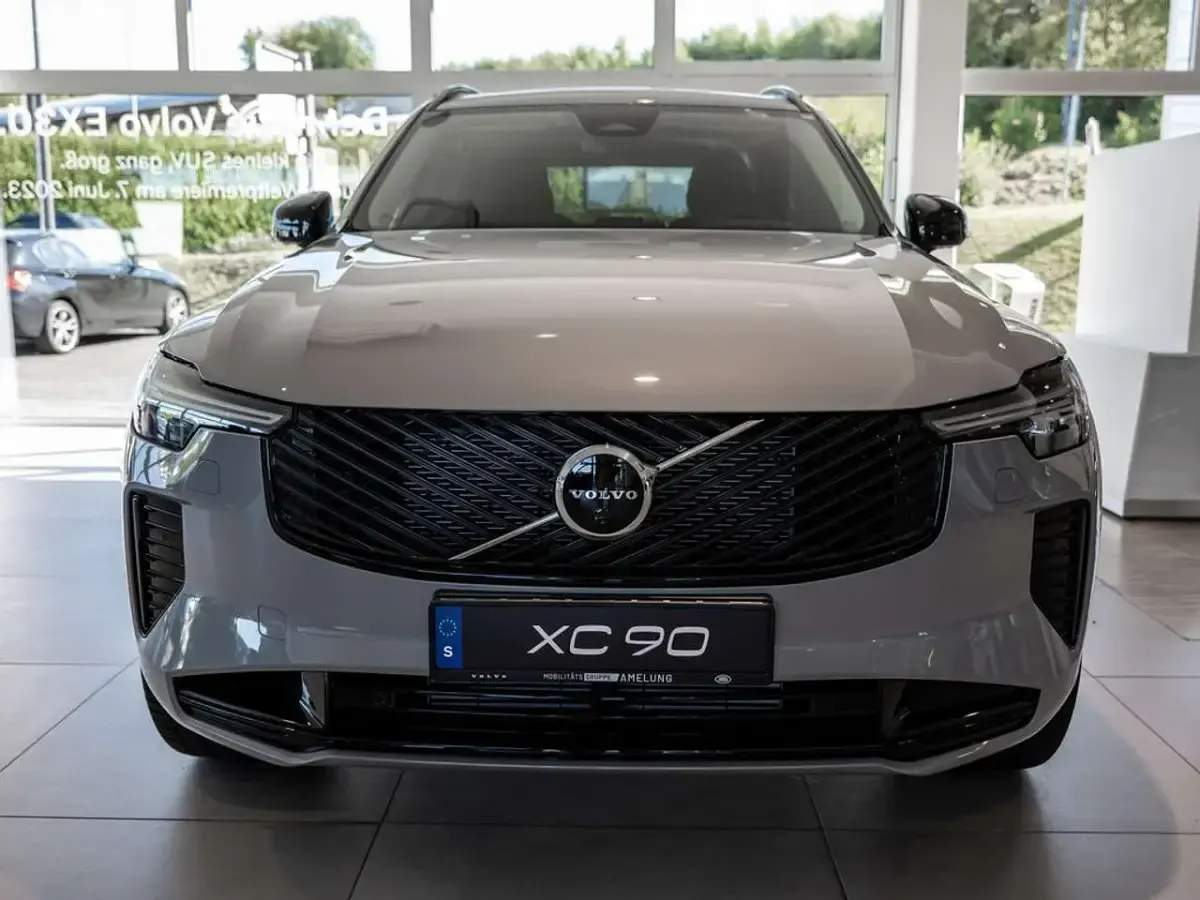 Gebraucht Volvo XC90 Plus 455 PS (334 kW) 2025 Grau SUV