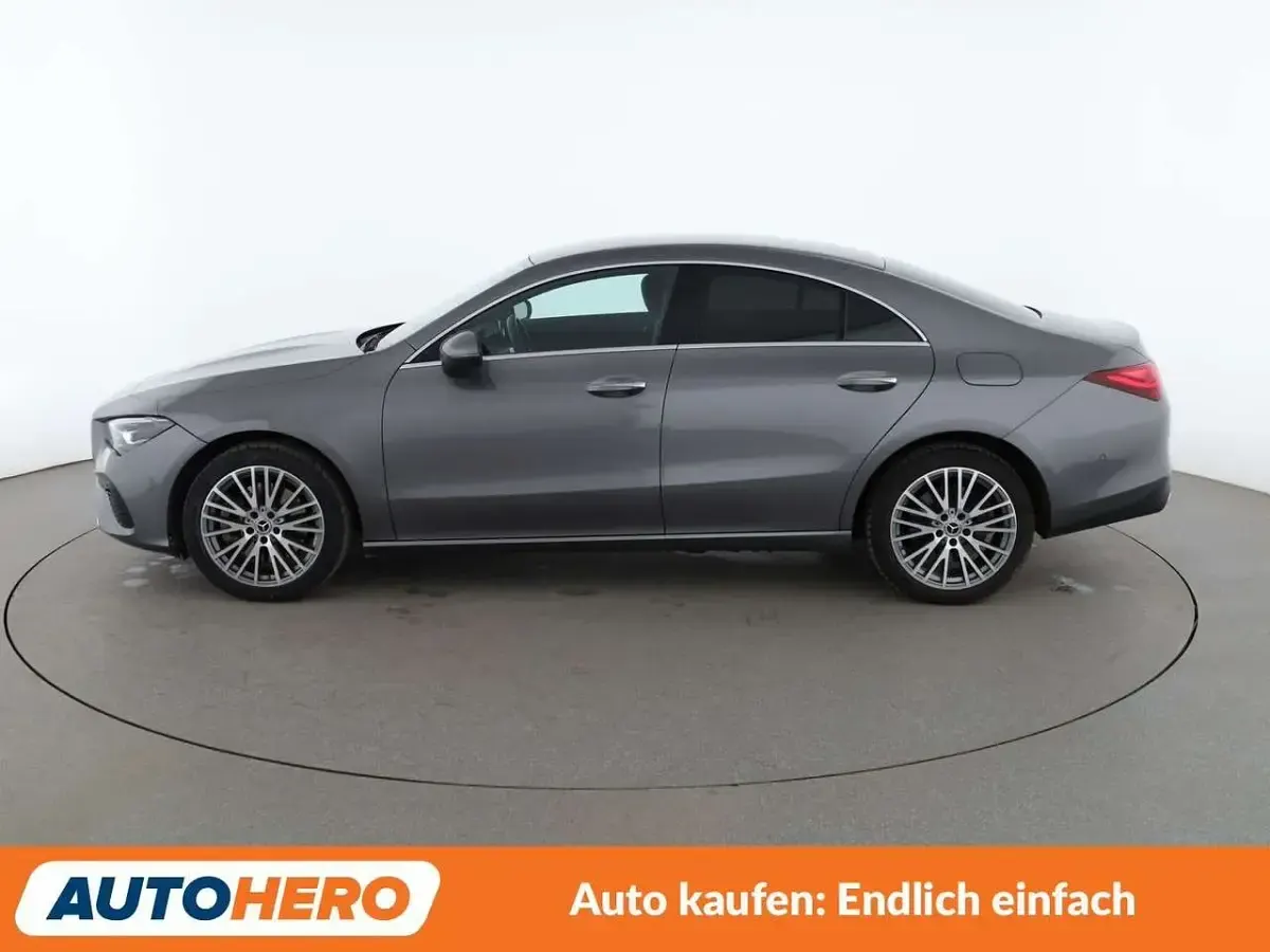 Gebraucht Mercedes CLA250e Progressive 218 PS (160 kW) 2024 Mountaingrau Coupé