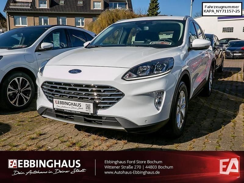 Gebraucht Ford Kuga Titanium 224 PS (164 kW) 2022 Weiß SUV