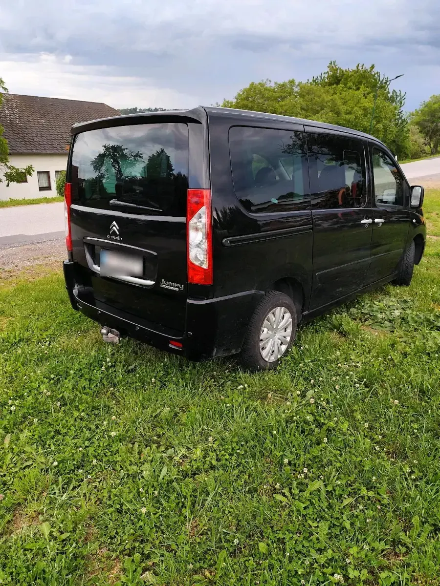 Gebraucht Citroën Jumpy 163 PS (119 kW) 2015 Schwarz Van / Kleinbus