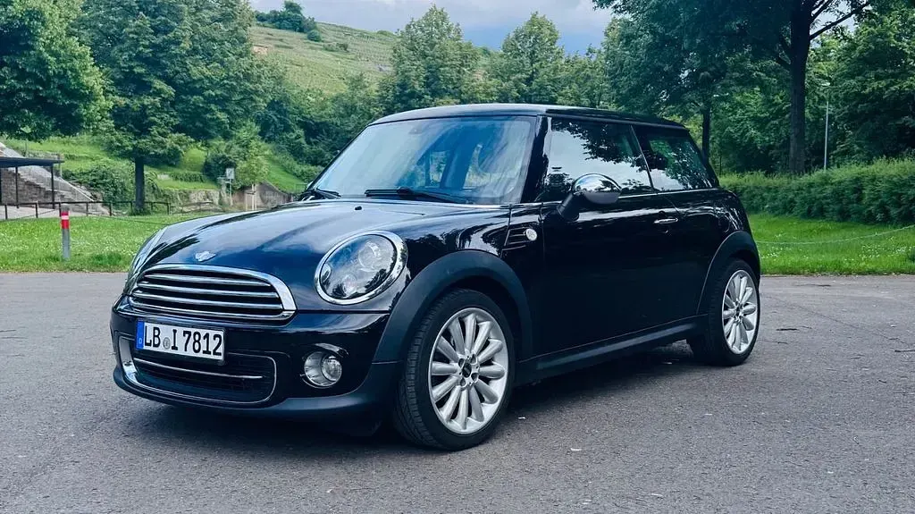 Gebraucht Mini Cooper 122 PS (89 kW) 2012 Schwarz Kleinwagen