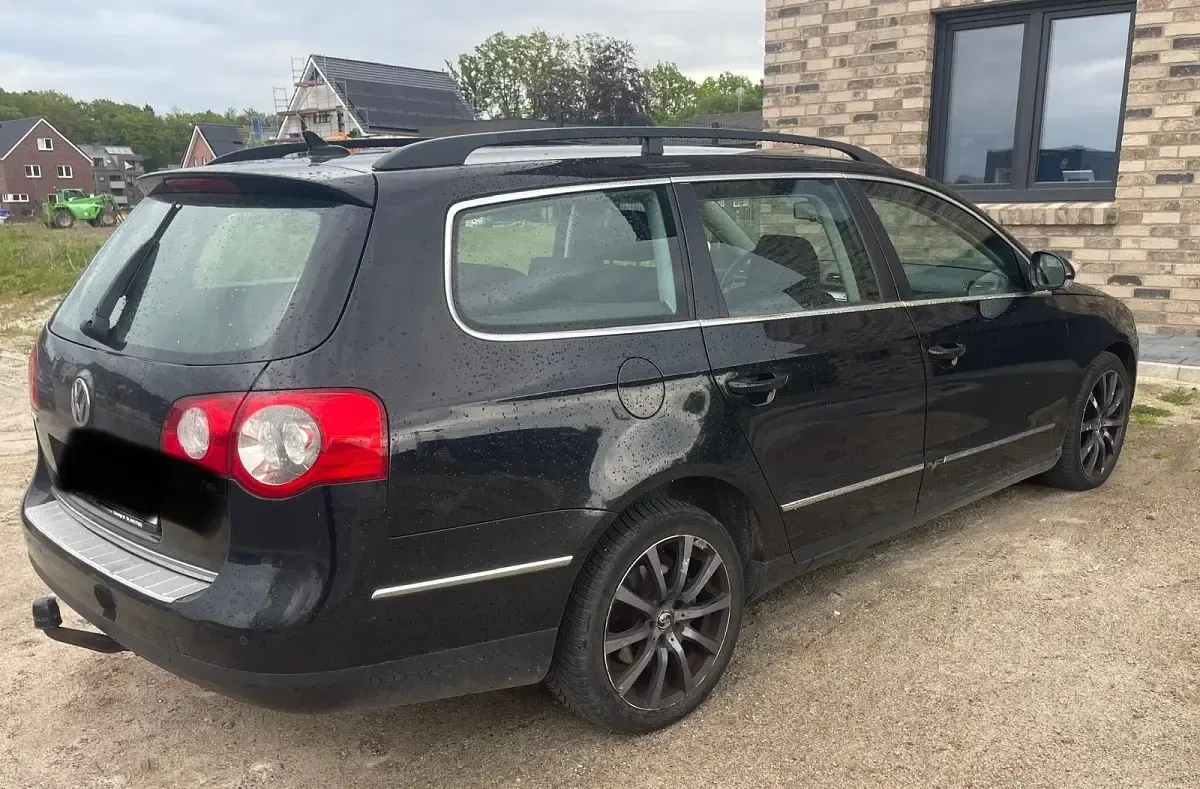 Gebraucht VW Passat 160 PS (117 kW) 2008 Schwarz Kombi