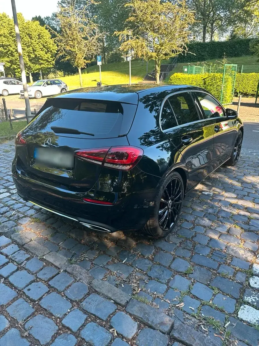 Gebraucht Mercedes A220 Progressive 190 PS (139 kW) 2018 Schwarz Limousine