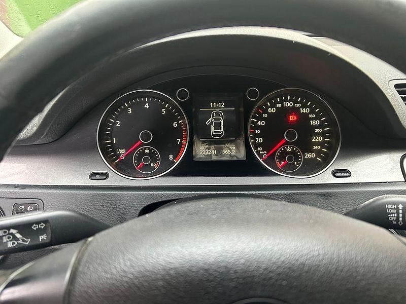 Gebraucht VW Passat Trendline 122 PS (89 kW) 2009 Silber Limousine