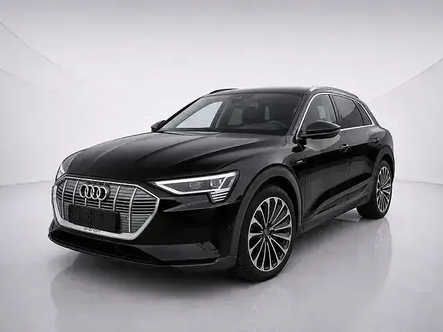 Gebraucht Audi e-tron S-Line 300 kW (408 PS) 2021 Schwarz SUV