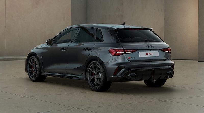 Neu Audi RS3 Ambiente 400 PS (294 kW) 2026 Außenfarbe: Limousine