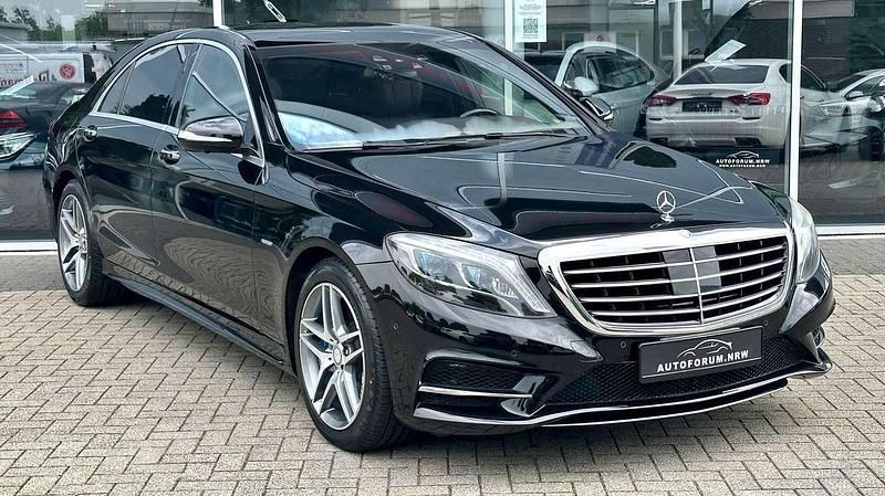 Obsidianschwarz metalliclack Gebraucht 2017 Mercedes S500 PLUG-IN HYBRID AMG line Limousine | 43.900 € - Bild 1/4