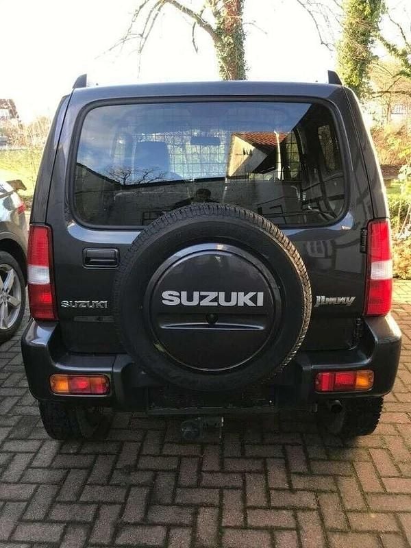 Gebraucht Suzuki Jimny Style 84 PS (61 kW) 2016 Grau SUV