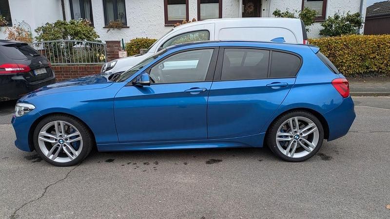 Blau Gebraucht 2015 BMW 120 M Sport Kleinwagen | 15.000 € (Fairer Preis) - Bild 1/4