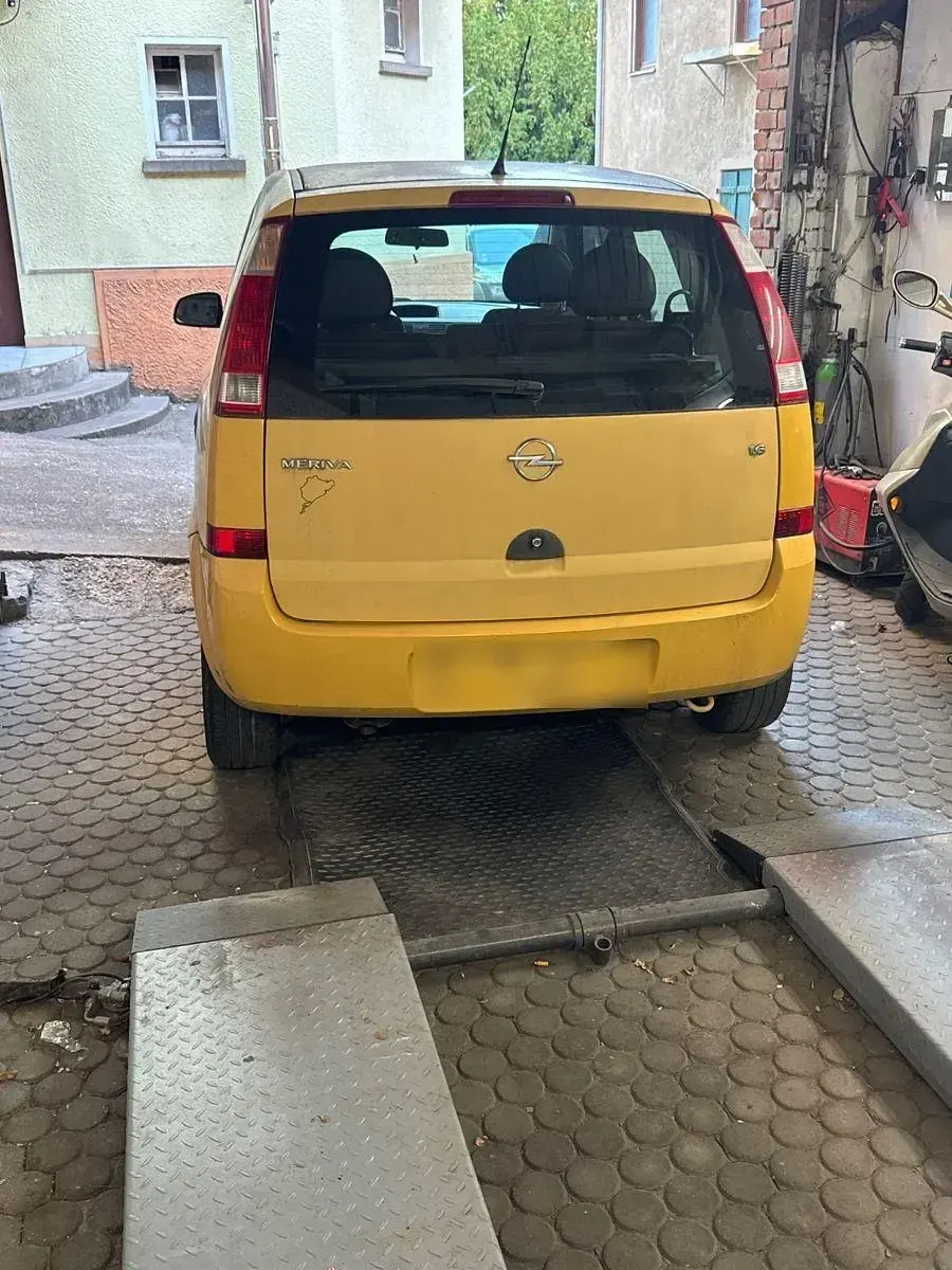 Gebraucht Opel Meriva 101 PS (74 kW) 2005 Gelb Van / Kleinbus