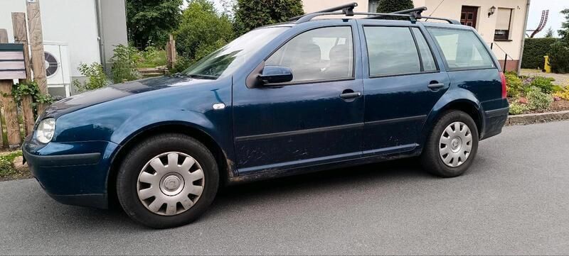 Blau Gebraucht 2006 VW Golf V Kombi | 1.600 € (Superpreis) - Bild 1/1