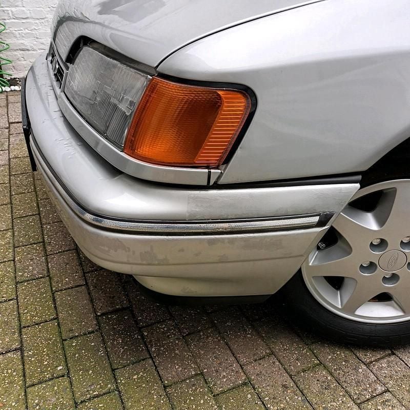 Gebraucht Ford Scorpio 120 PS (88 kW) 1990 Silber Limousine