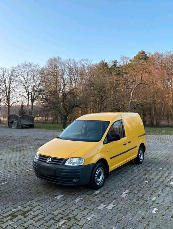 Usata VW Caddy 84 CV (61 kW) 2012 Giallo Monovolume