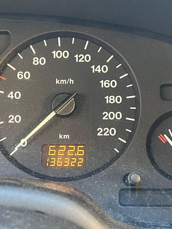 Gebraucht Opel Astra Edition 101 PS (74 kW) 2000 Blau Limousine