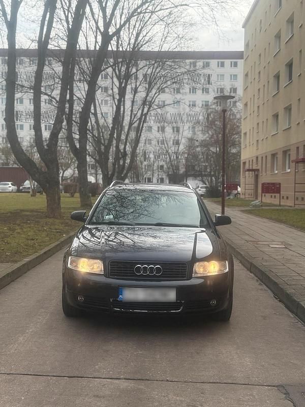 Gebraucht Audi A4 150 PS (110 kW) 2004 Schwarz Kombi