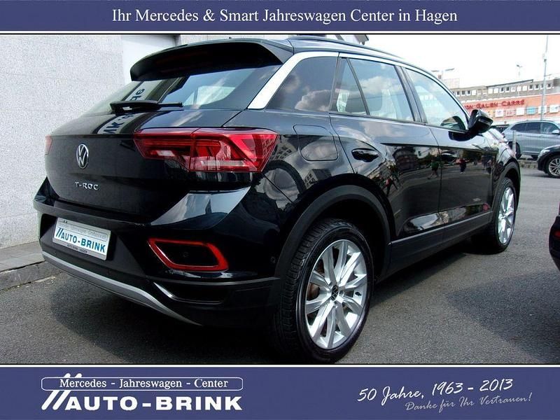 Schwarz Gebraucht 2022 VW T-Roc Life SUV | 19.975 € (Fairer Preis) - Bild 1/4