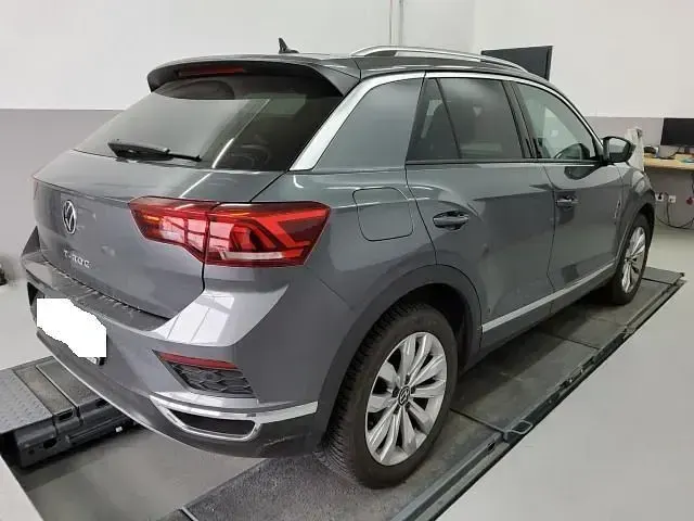Gebraucht VW T-Roc Sportline 150 PS (110 kW) 2021 Grau SUV