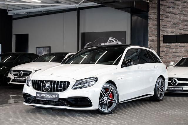Weiß Gebraucht 2019 Mercedes C63S AMG AMG Limousine | 61.990 € (Fairer Preis) - Bild 1/4