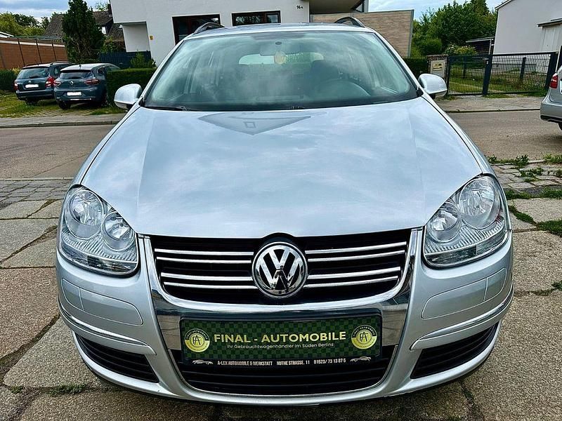 Gebraucht VW Golf V Trendline 105 PS (77 kW) 2008 Silber Kombi