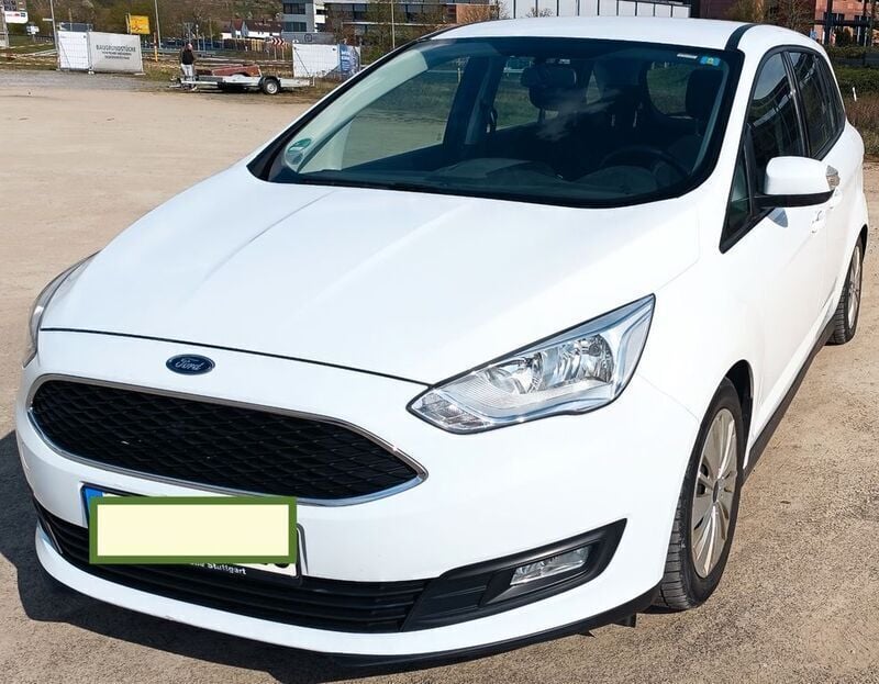 Weiß Gebraucht 2017 Ford Grand C-Max Van / Kleinbus | 8.490 € (Superpreis) - Bild 1/4