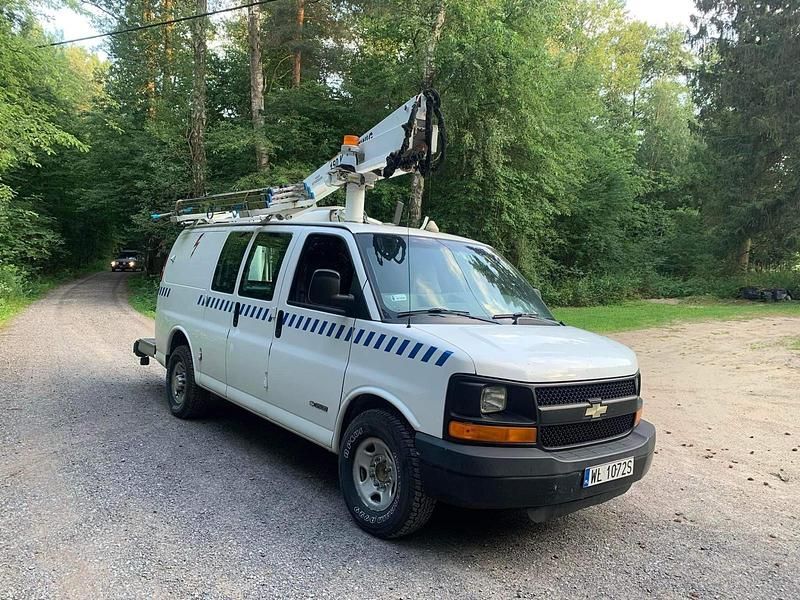 Gebraucht Chevrolet Express 2002 Weiß Abholung