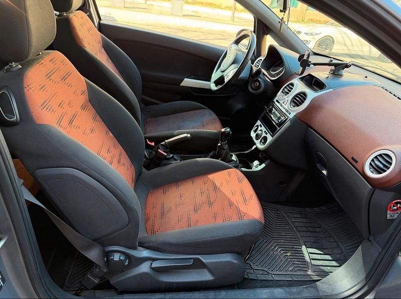 Gebraucht Opel Corsa 80 PS (58 kW) 2012 Grau Kleinwagen