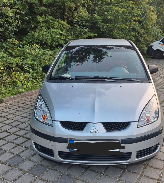 Silber Gebraucht 2005 Mitsubishi Colt Motion Van / Kleinbus | 1.300 € (Fairer Preis) - Bild 1/4