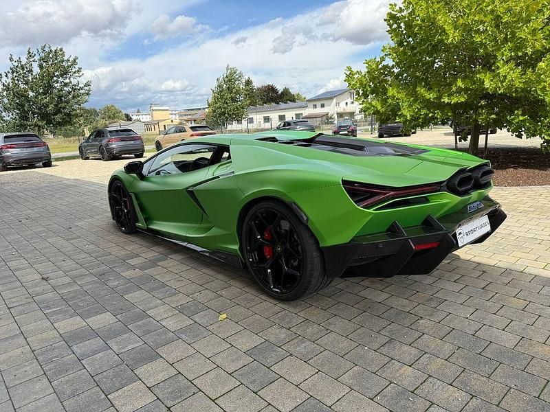 Gebraucht Lamborghini Revuelto 1016 PS (747 kW) 2025 Grün Coupé