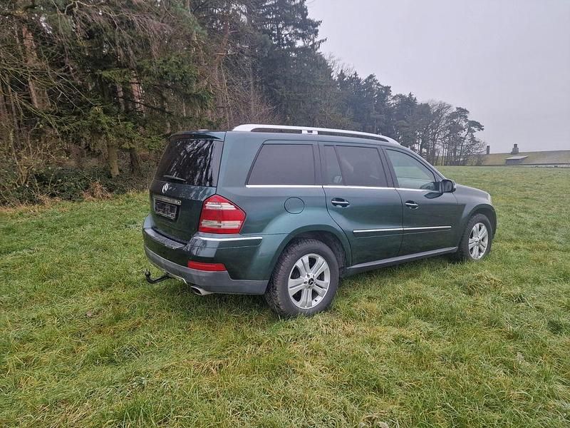 Gebraucht Mercedes GL320 224 PS (164 kW) 2007 Grün SUV