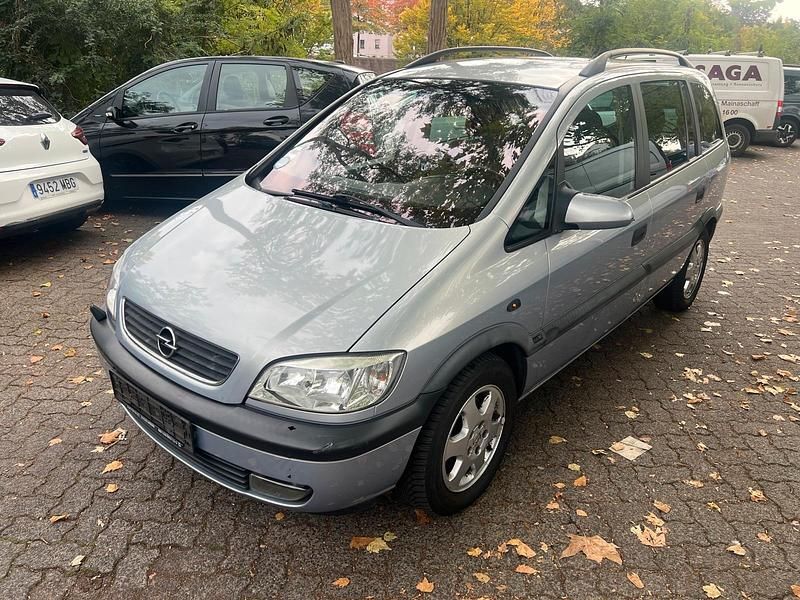 Silber Gebraucht 2001 Opel Zafira Comfort Van / Kleinbus | 1.700 € (Fairer Preis) - Bild 1/4