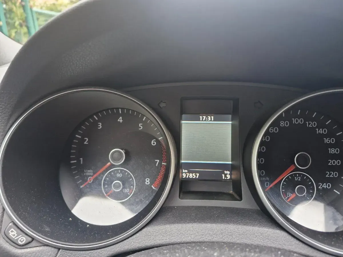 Gebraucht VW Golf Cabriolet 115 PS (84 kW) 2013 Blau Cabrio