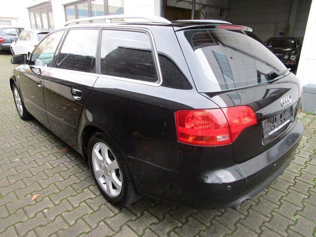 Gebraucht Audi A4 102 PS (75 kW) 2005 Schwarz Kombi