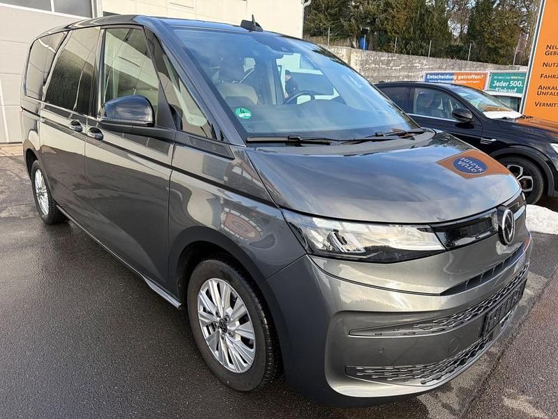 Gebraucht VW Multivan 150 PS (110 kW) 2022 Grau Van / Kleinbus