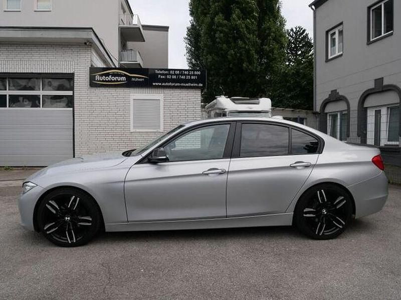 Second-hand BMW 320 Performance 184 CP (135 kW) 2012 Argintiu Berlinǎ