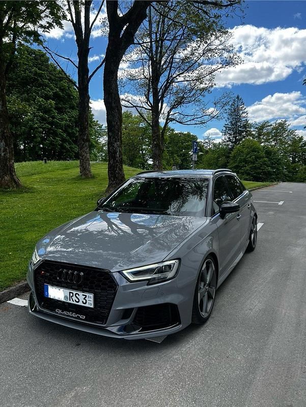 Gebraucht Audi RS3 400 PS (294 kW) 2019 Grau Limousine