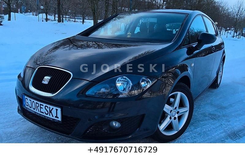 Usata Seat Leon 105 CV (77 kW) 2012 Nero Berlina