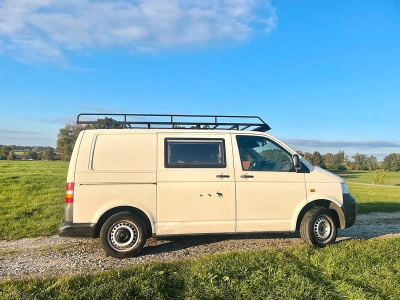 Weiß Gebraucht 2006 VW T5 Van | 7.300 € (Fairer Preis) - Bild 1/4