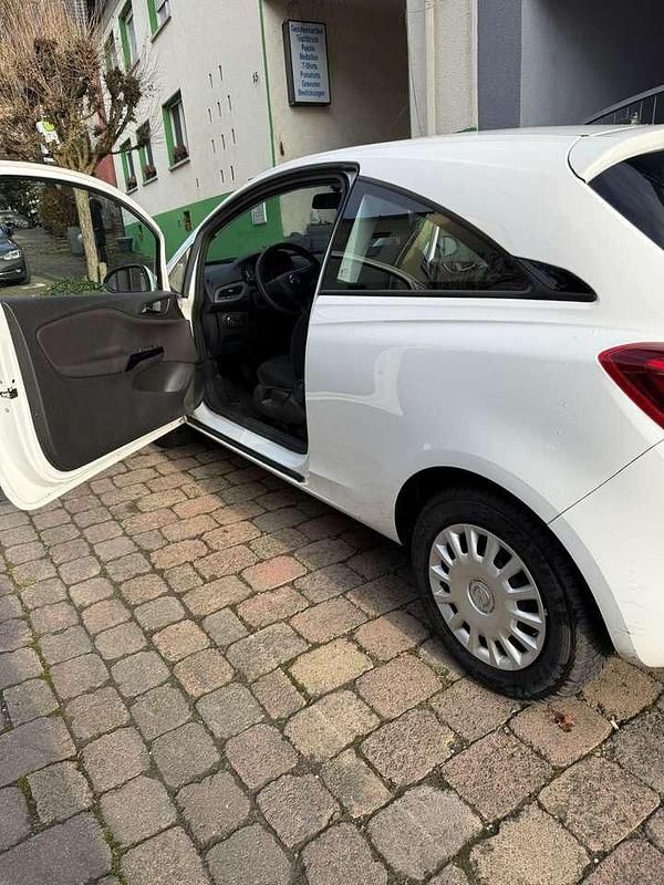 Second-hand Opel Corsa Edition 69 CP (50 kW) 2016 Alb Berlinǎ