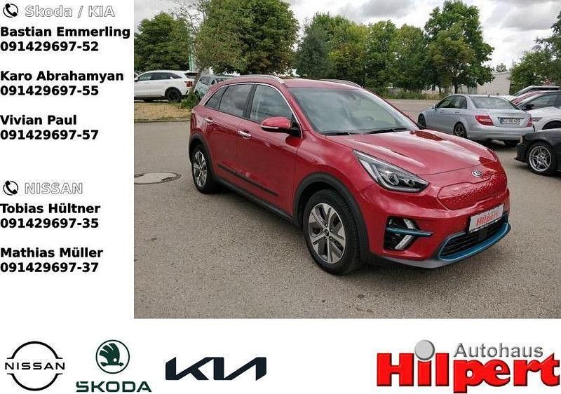 Rot Gebraucht 2021 Kia e-Niro Spirit SUV | 26.540 € (Fairer Preis) - Bild 1/4