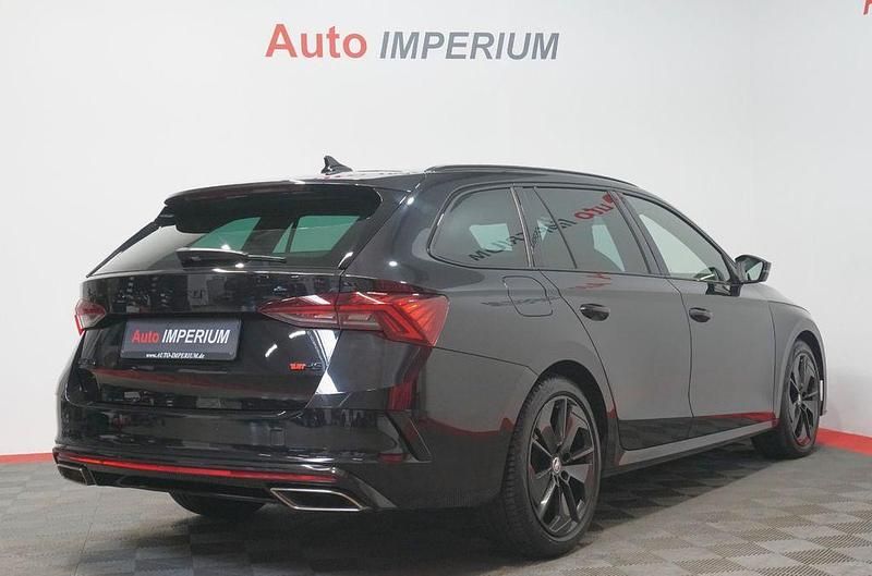 Gebraucht Skoda Octavia RS 200 PS (147 kW) 2022 Cerna magic/black magic Kombi